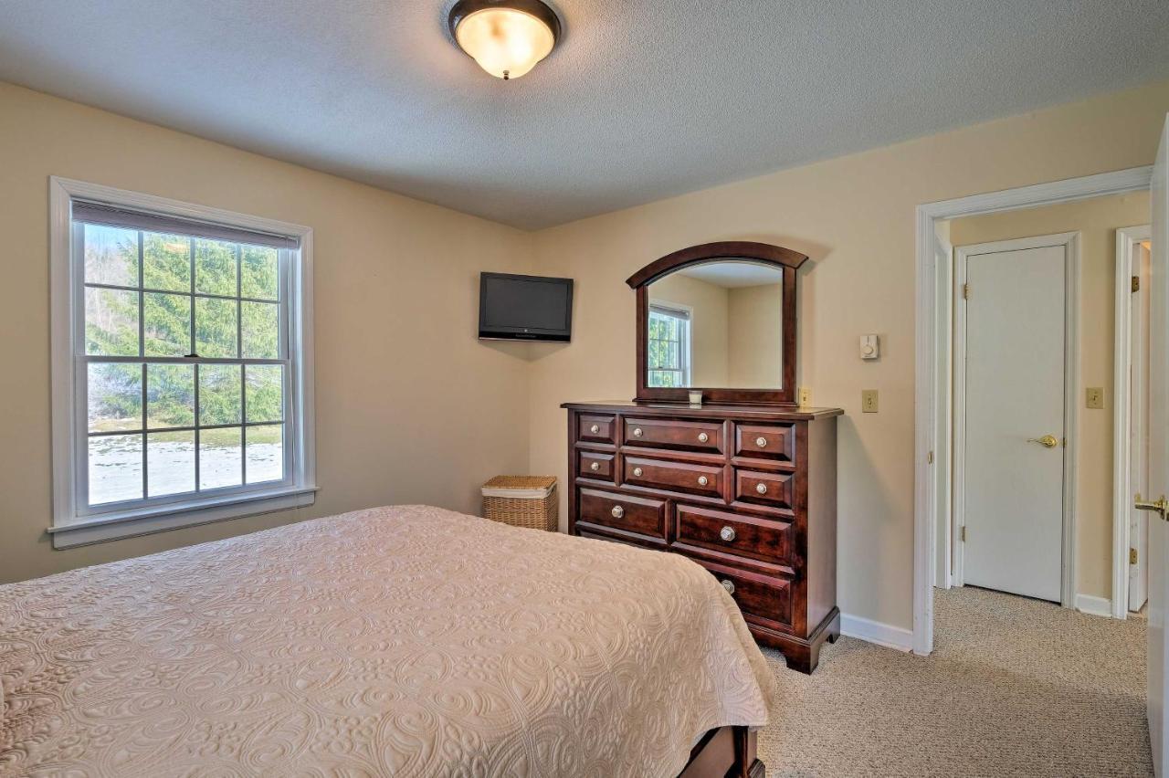 Condo With Loft 2 Mi To Windham Mountain Ski! Luaran gambar